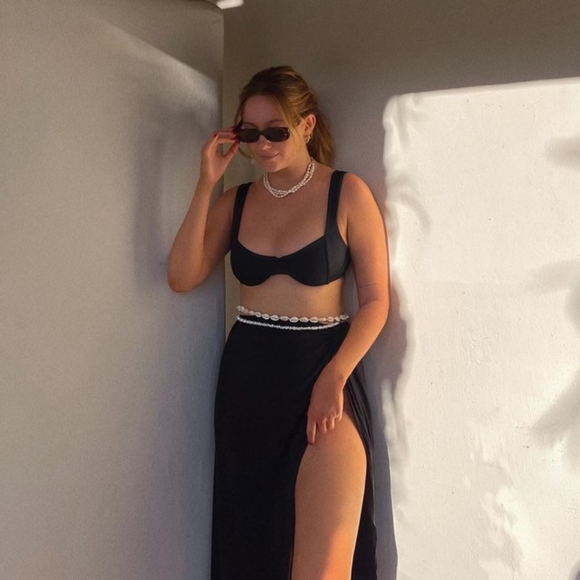 L*Space Tori Bikini Top Black - Picture 9 of 13